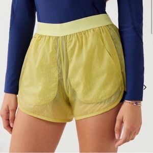 Outdoor Voices Breaklite Grid Overlay 2 Pocket 4" Active Shorts, L